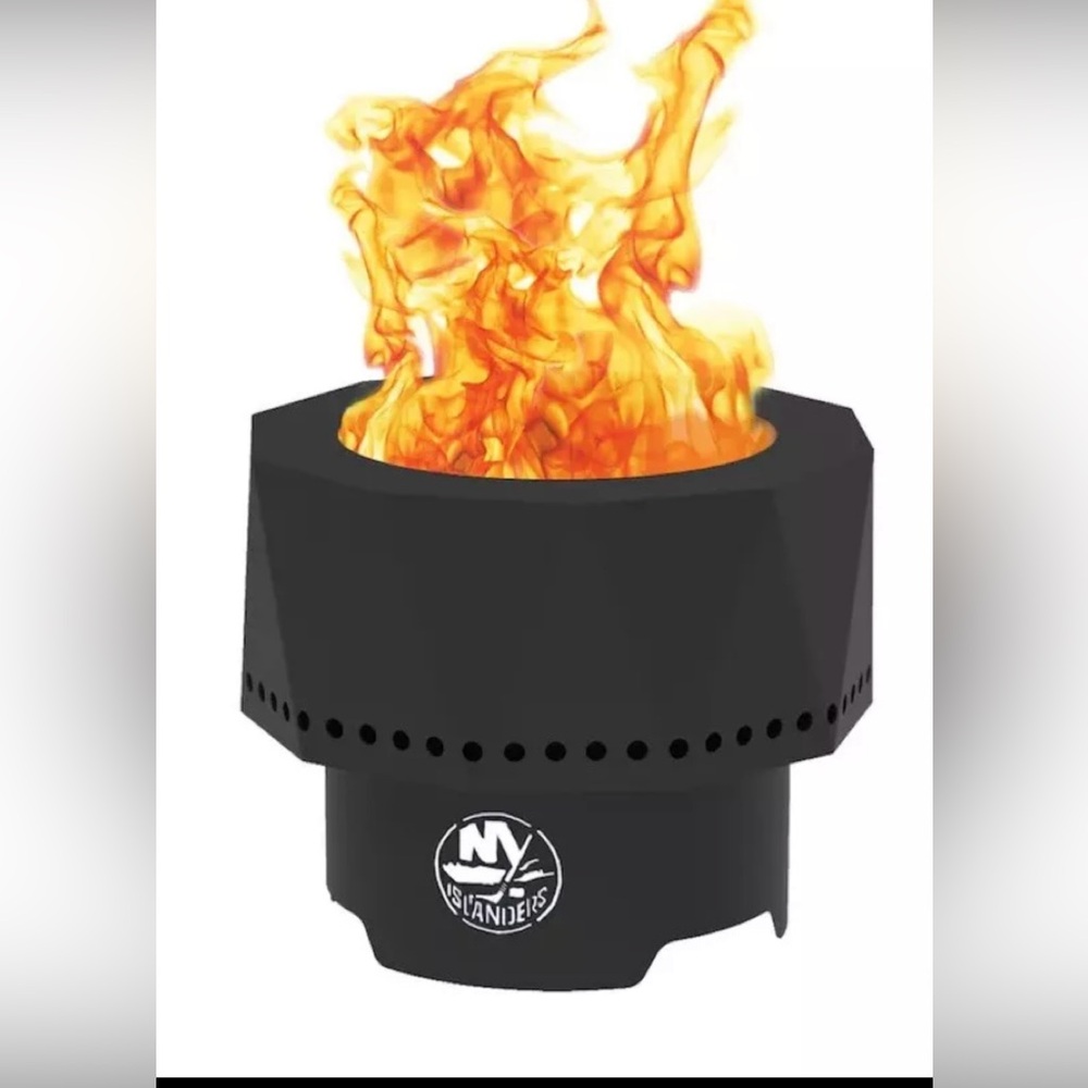 New York Islanders 15.76'' The Ridge Smokeless Portable Fire Pit New In Box